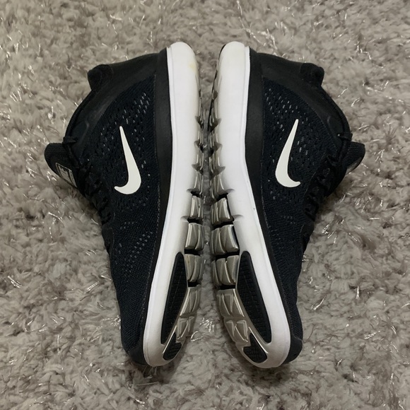 Nike ‘Flex Run’ Running Shoes - Picture 4 of 13